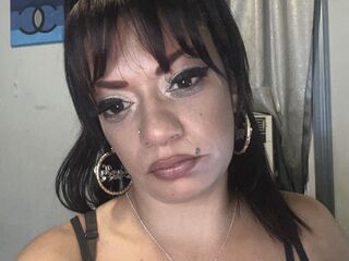 hot naked camgirl LyricMedina