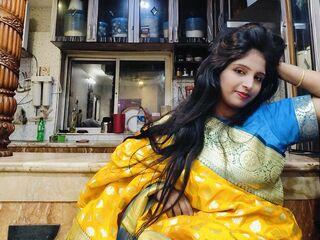 webcam girl MaahiKhan