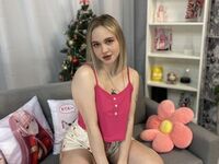 naughty camgirl fingering pussy MandyFills