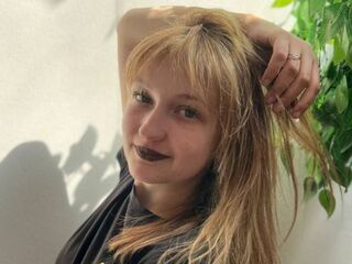webcamgirl chat room MarryMartins