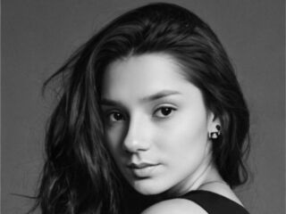 striptease show MaybelleMenjes