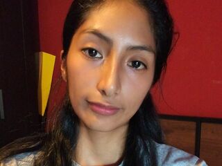 girl fingering shaved pussy MayraBravo