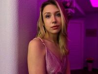 girl porn cam MiaMoorman