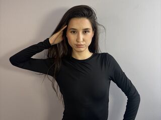 live-chat MirelNaomi