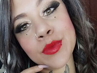 camwhore fingering pussy MonicaMiranda