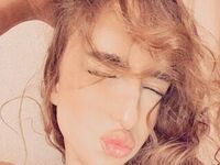 cam girl spreading pussy MyraRidler