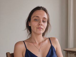 girl showing tits NanceeSmeja