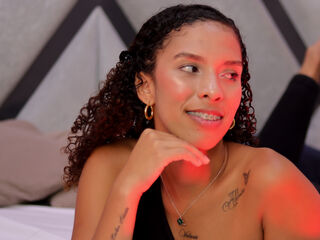 camgirl chatroom NicoleBakker