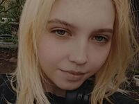 nude camgirl photo NoreenHence