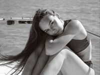 girl fingering bald pussy PalmaSteinfeld