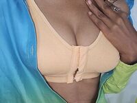 camgirl webcam sex picture RitikaRani