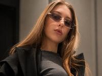cam girl showing tits RosamondLaich