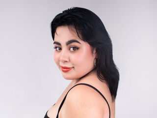 nude webcamgirl RoxanaElegance