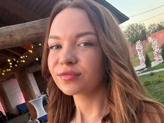 naked girl with cam masturbating SadeBergum