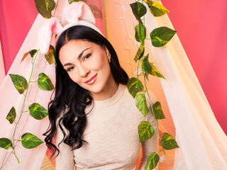 camgirl showing tits SammiLarson