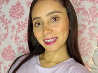webcam live show ScarlettMills