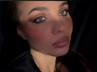 camwhore spreading pussy SeemaRedhouse