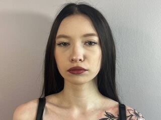 teasercam SharmaineTye