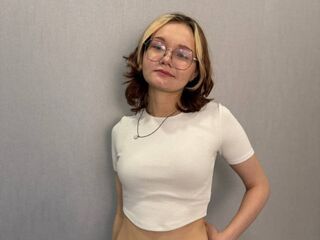 camsex pic ShemikaDestro