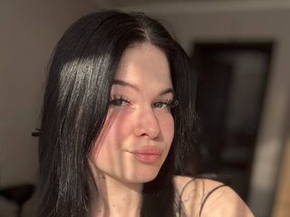 cam slut photo ShonaMellerson