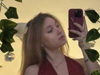 girl showing tits StephenWeinzetl