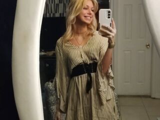 naughty camgirl photo SuzySweetSteps