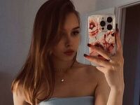 naked cam girl TarenLeonetti
