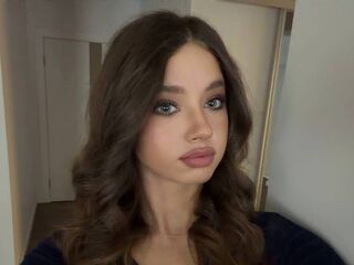 naked cam girl masturbating TerryBeahan