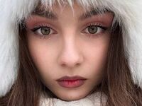 camwhore masturbating with dildo TrinaRushworth