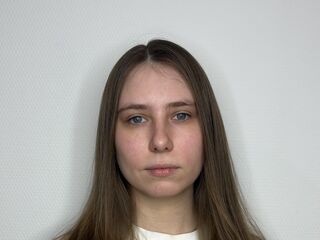 beautiful camgirl ValdaEdminster