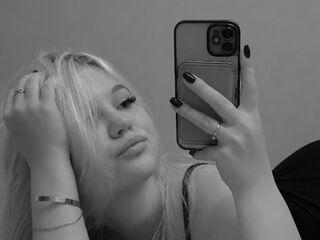 shaved pussy web cam VerenaSchindler