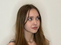 camgirl spreading pussy YokoMagliacane