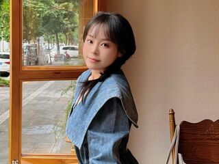 camgirl spreading pussy YukiAidan